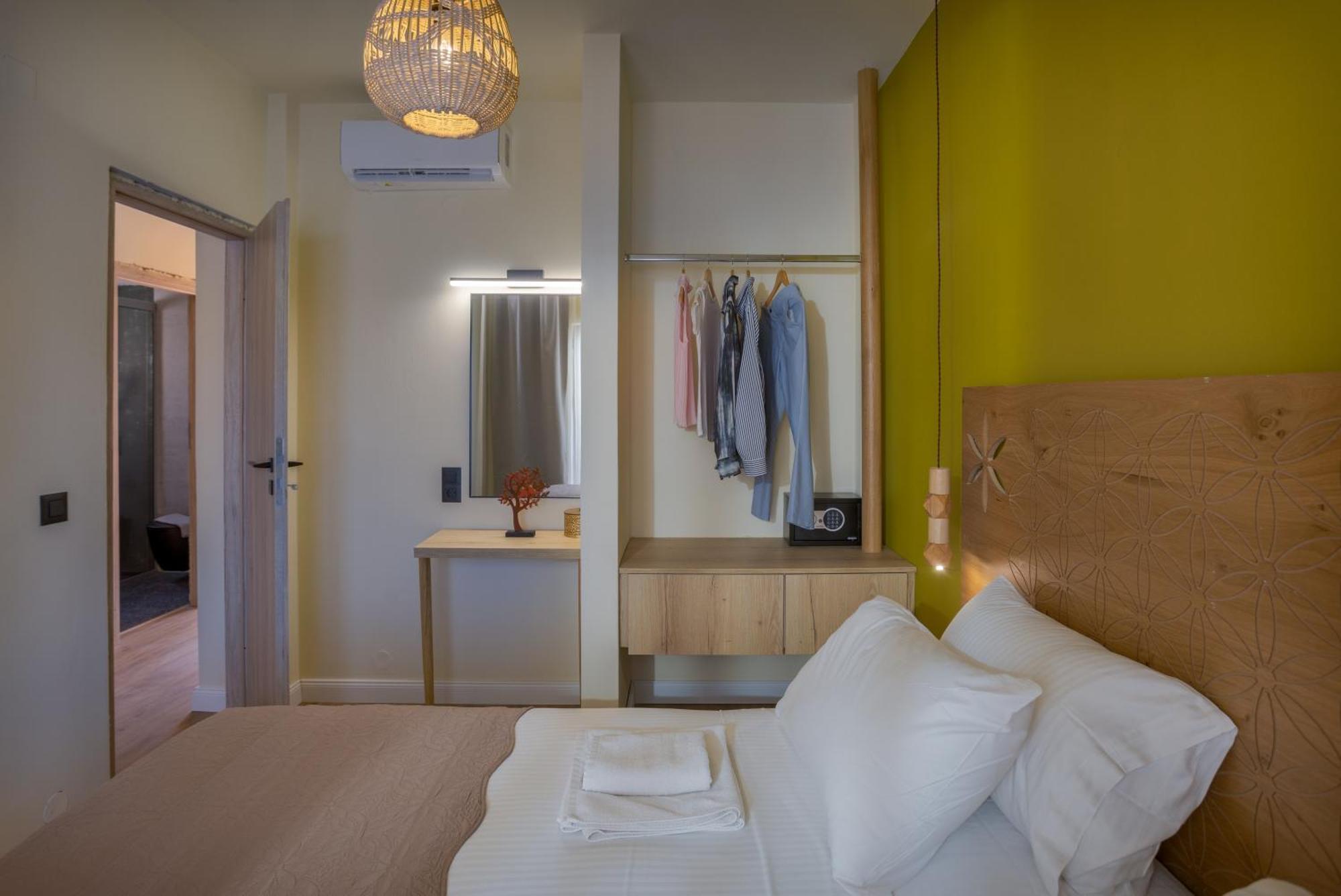 Driades Luxury Apartments Hersonissos  Ngoại thất bức ảnh