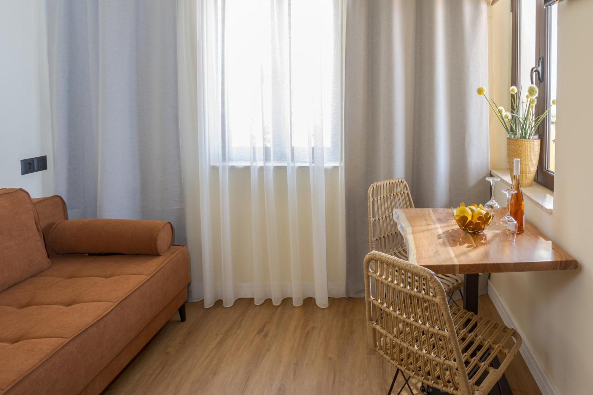 Driades Luxury Apartments Hersonissos  Ngoại thất bức ảnh