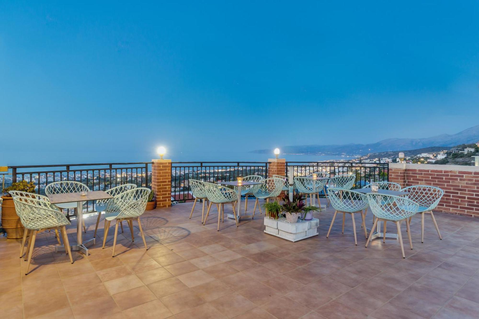 Driades Luxury Apartments Hersonissos  Ngoại thất bức ảnh